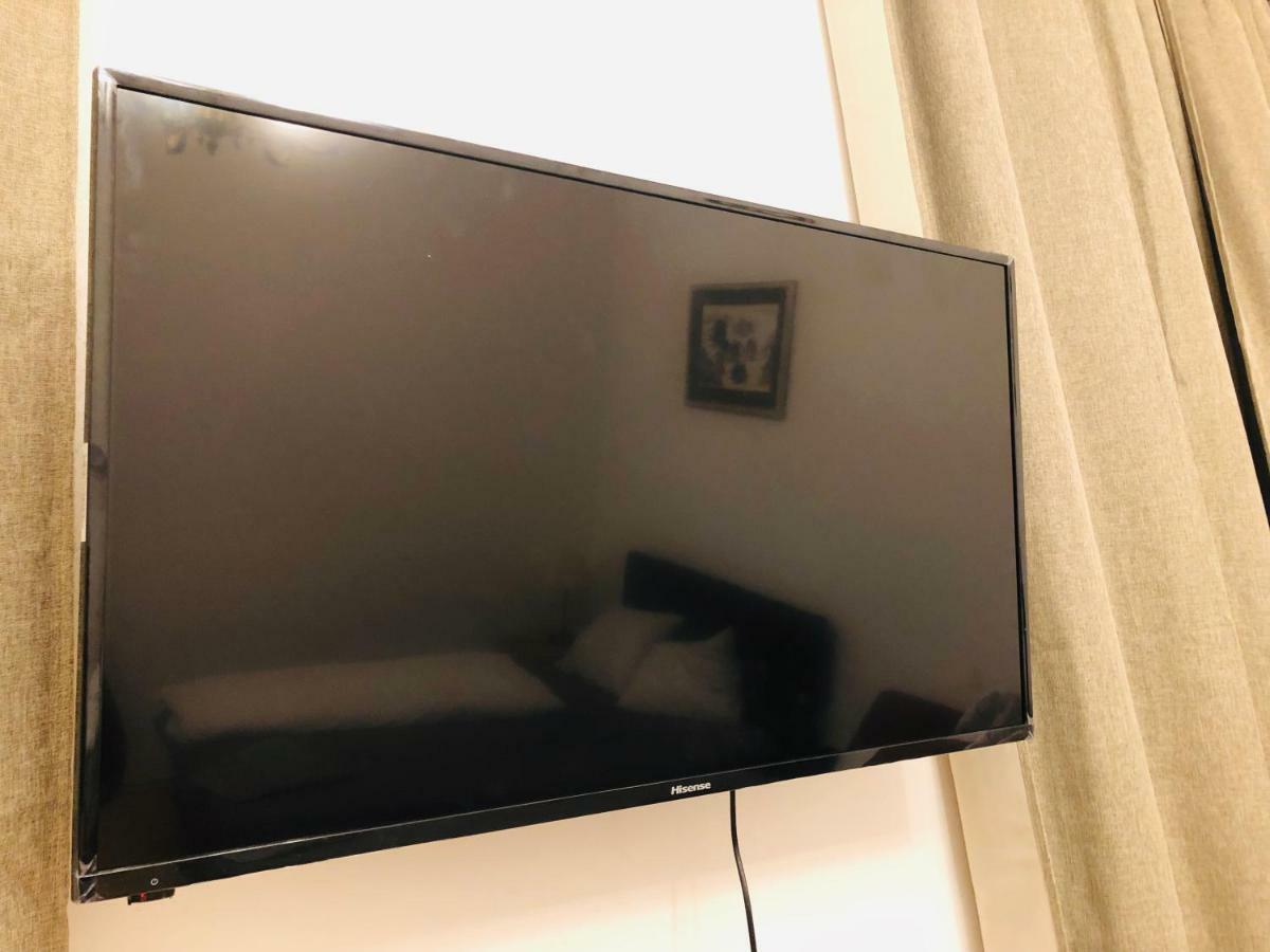 Apartment Near Subway Station 2 *